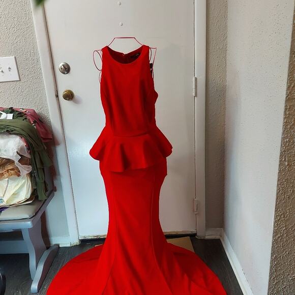 Fashion Nova Red Shiloh Peplum Party Dress Size S NEW Prom Holiday Rush Xmas - Picture 4 of 11